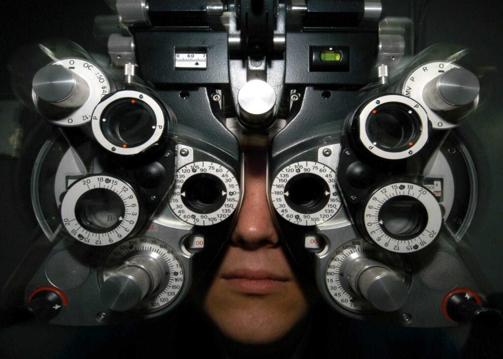 Online surveys with ophthalmologists