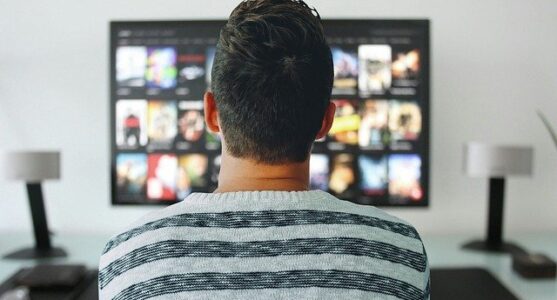 Rynek płatnej telewizji i usług VOD w Polsce 2021