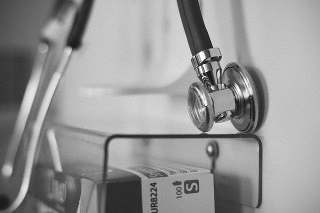 Poles will spend PLN 2bn more on private health care this year than before the pandemic